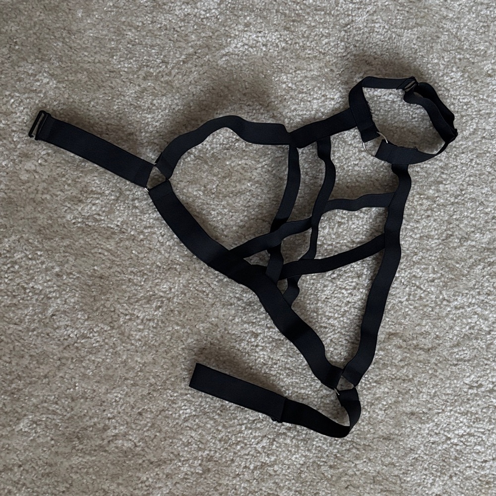 Black Strappy Harness